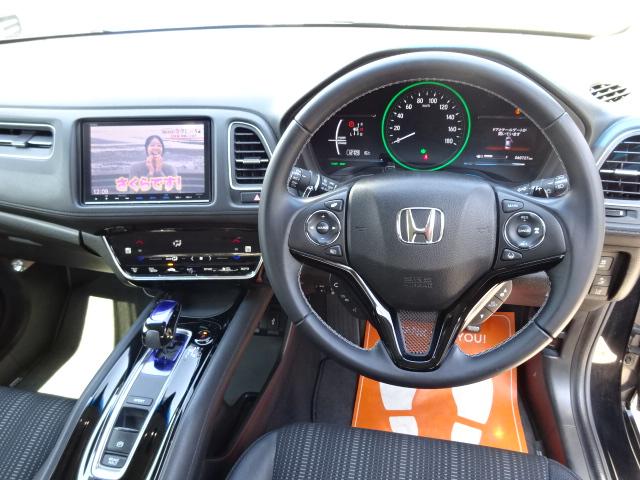 ヴェゼル ハイブリッドＺ・ホンダセンシング　純正ナビ　テレビ　バックカメラ　ＥＴＣ　ＬＥＤヘッドライト　ＬＥＤフォグライト　コンビシート　１７インチアルミ（13枚目）