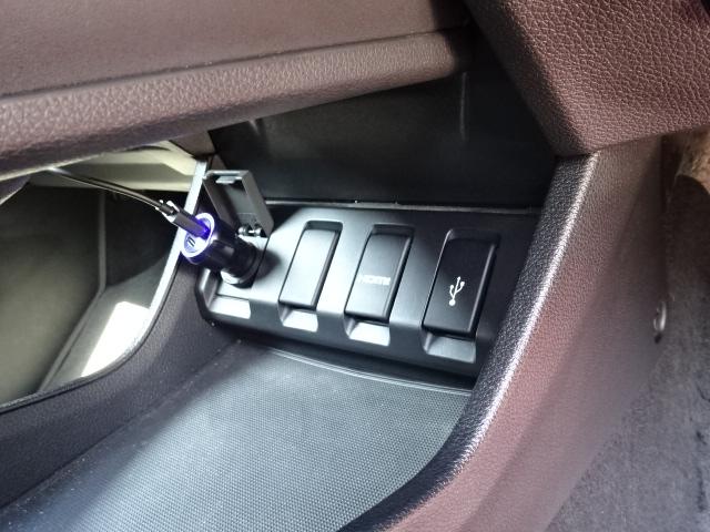 ヴェゼル ハイブリッドＺ・ホンダセンシング　純正ナビ　テレビ　バックカメラ　ＥＴＣ　ＬＥＤヘッドライト　ＬＥＤフォグライト　コンビシート　１７インチアルミ（26枚目）