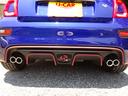 アバルト５９５ モンスターエナジー・ヤマハ　左ハンドル　マニュアル車　ナビテレビ　バックカメラ　デイライト　フォグライト　アルミペダル（7枚目）