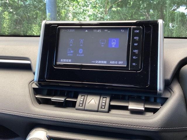 ＲＡＶ４ ＧＺパッケージ　ナビ　フルセグ　リアカメラ　パワーリアゲート　横滑り防止　ブレーキサポート　ＬＥＤヘッド　盗難防止装置　スマキー　オートエアコン　助手席エアバッグ　キーレスエントリー　パワーシート　クルコン　ＥＴＣ付（11枚目）