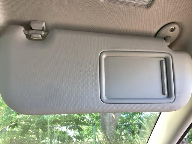 ＲＡＶ４ ＧＺパッケージ　ナビ　フルセグ　リアカメラ　パワーリアゲート　横滑り防止　ブレーキサポート　ＬＥＤヘッド　盗難防止装置　スマキー　オートエアコン　助手席エアバッグ　キーレスエントリー　パワーシート　クルコン　ＥＴＣ付（39枚目）