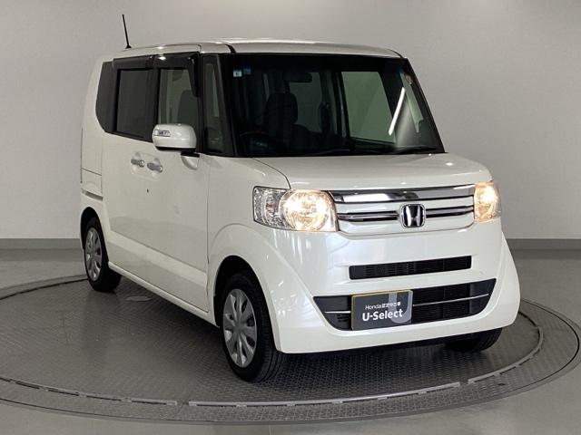 Ｎ－ＢＯＸ Ｇ・Ｌパッケージ　純正ナビ　ワンセグ　リアカメラ　ベンチ席　カラーバックモニター　全席ＰＷ　イモビライザー　ナビテレビ　１セグ　ＡＡＣ　横滑り防止　スマートキー　ＡＢＳ　ＥＴＣ　キーレスＥ　パワーステアリング（7枚目）