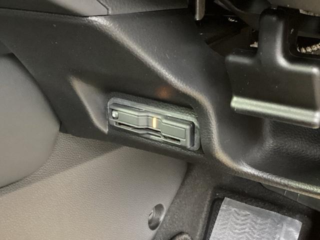 ヴェゼル e:HEVX 純正ナビ フルセグ リアカメラ 前後障害物センサー AAC イモビライザー スマ-トキ- 誤発進抑制 PW クルコン ESC ETC装備 キーフリー LEDヘッドランプ ナビTV DVD再生可 ABS(16枚目)