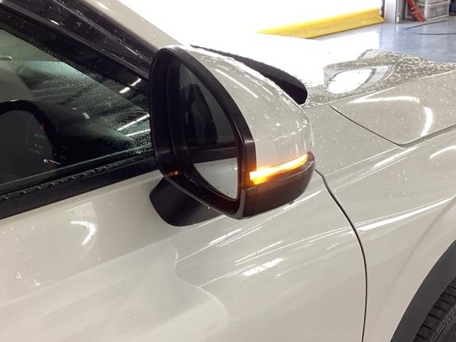 ヴェゼル e:HEVX 純正ナビ フルセグ リアカメラ 前後障害物センサー AAC イモビライザー スマ-トキ- 誤発進抑制 PW クルコン ESC ETC装備 キーフリー LEDヘッドランプ ナビTV DVD再生可 ABS(31枚目)