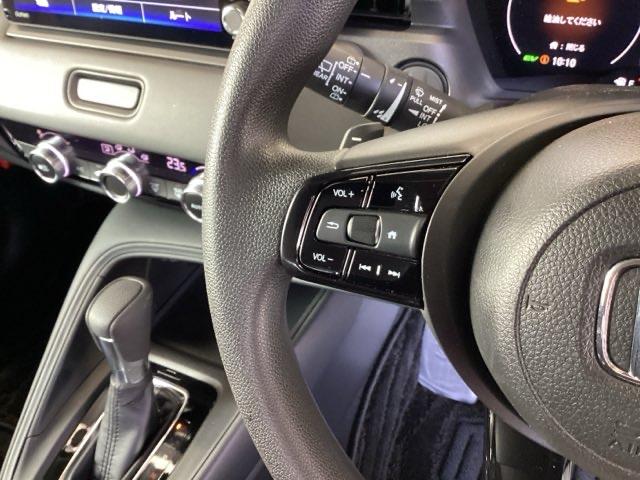 ヴェゼル e:HEVX 純正ナビ フルセグ リアカメラ 前後障害物センサー AAC イモビライザー スマ-トキ- 誤発進抑制 PW クルコン ESC ETC装備 キーフリー LEDヘッドランプ ナビTV DVD再生可 ABS(48枚目)