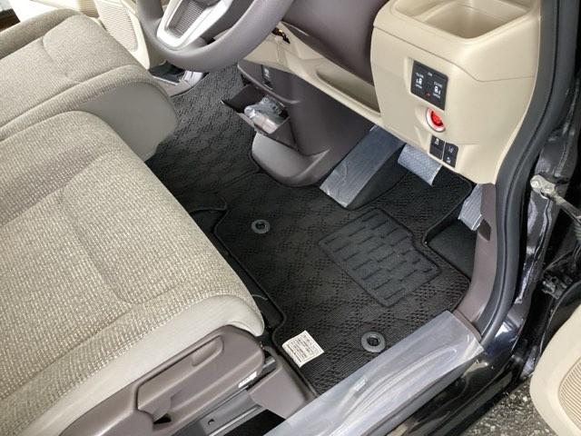N-BOX G・スロープLホンダセンシング 純正メモリーナビ 両側電動スライドドア クルコン LEDライト 衝突軽減 記録簿 USB接続 福祉車両 サイドエアバッグ Bカメラ アイドリングストップ エアコン エアバッグ ETC車載器 ABS(62枚目)