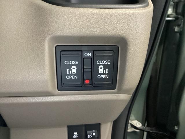 N-BOXジョイ ベースグレード 試乗車 メモリーナビ リアカメラ ドラレコ 踏み間違い防止装置 Bカメラ 全周囲カメラ 横滑り防止機能 LEDランプ クルーズコントロール パワーウィンドウ 前席シートヒーター スマートキー 禁煙車(14枚目)