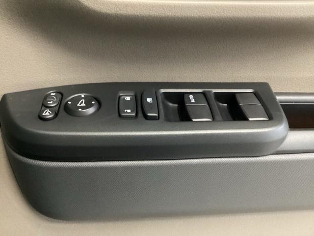 N-BOXジョイ ベースグレード 試乗車 メモリーナビ リアカメラ ドラレコ 踏み間違い防止装置 Bカメラ 全周囲カメラ 横滑り防止機能 LEDランプ クルーズコントロール パワーウィンドウ 前席シートヒーター スマートキー 禁煙車(34枚目)