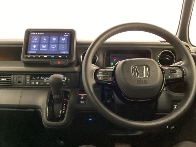 N-BOXカスタム ベースグレード 試乗車 メモリーナビ ETC ドラレコ W電動ドア USB接続 CMBS Dレコ 禁煙 ベンチシート オートエアコン スマートキ LED 盗難防止装置 クルコン バックカメラ フルセグTV エアバッグ(3枚目)