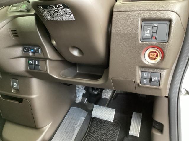 N-BOX L 純正メモリーナビ シートヒーター ETC 衝突回避支援ブレーキ I-STOP クリソナ PW パワステ Sヒーター スマ-トキ- Bカメ 地デジTV ナビ&TV 横滑り防止 整備記録簿 LEDライト(15枚目)