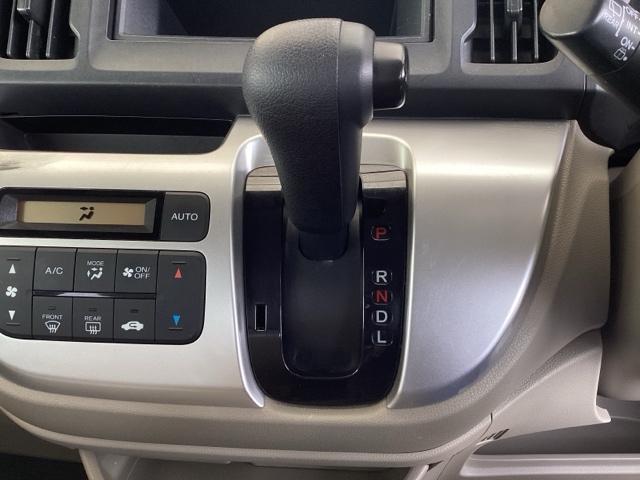 N-WGN C CDコンポ キーレスキー ETC 助手席エアバッグ エアバッグ 横滑り防止 パワーウインドウ フルオートエアコン 盗難防止システム パワーステアリング ABS キーレス付き ベンチシ-ト(13枚目)