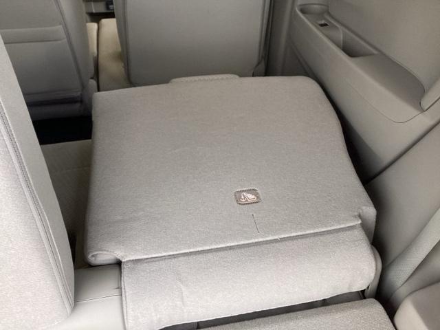 N-WGN C CDコンポ キーレスキー ETC 助手席エアバッグ エアバッグ 横滑り防止 パワーウインドウ フルオートエアコン 盗難防止システム パワーステアリング ABS キーレス付き ベンチシ-ト(21枚目)