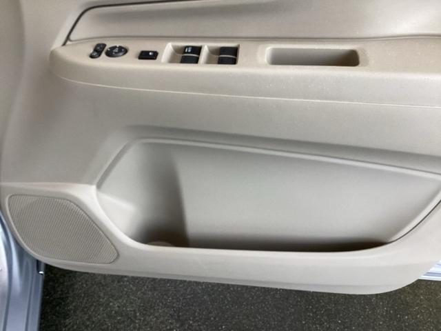 N-WGN C CDコンポ キーレスキー ETC 助手席エアバッグ エアバッグ 横滑り防止 パワーウインドウ フルオートエアコン 盗難防止システム パワーステアリング ABS キーレス付き ベンチシ-ト(49枚目)