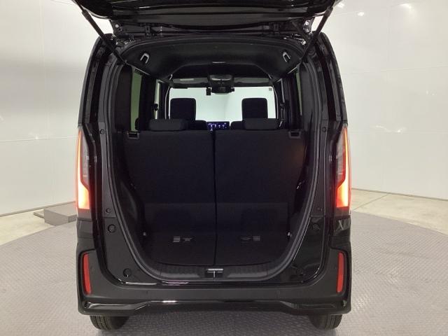 Ｎ－ＢＯＸカスタム ベースグレード　メモリーナビ　ドラレコ　ＥＴＣ　リアカメラ　ＵＳＢ接続　ＣＭＢＳ　Ｄレコ　ベンチシート　オートエアコン　スマートキ　ＬＥＤ　盗難防止装置　クルコン　バックカメラ　フルセグＴＶ　パワーステアリング（22枚目）