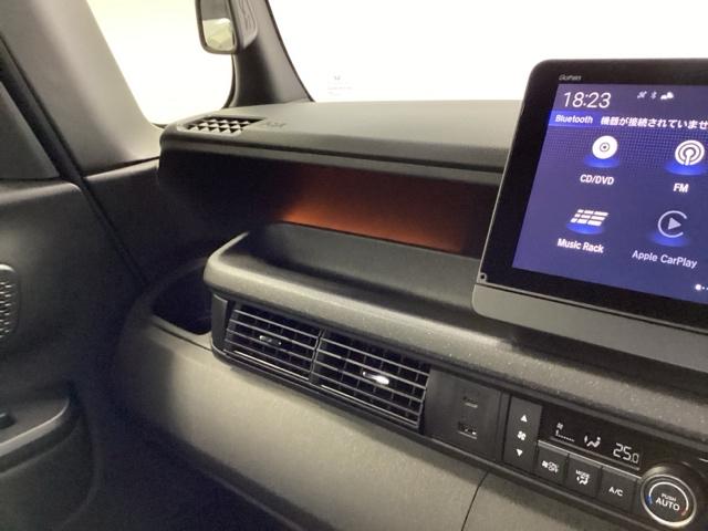 Ｎ－ＢＯＸカスタム ベースグレード　メモリーナビ　ドラレコ　ＥＴＣ　リアカメラ　ＵＳＢ接続　ＣＭＢＳ　Ｄレコ　ベンチシート　オートエアコン　スマートキ　ＬＥＤ　盗難防止装置　クルコン　バックカメラ　フルセグＴＶ　パワーステアリング（35枚目）