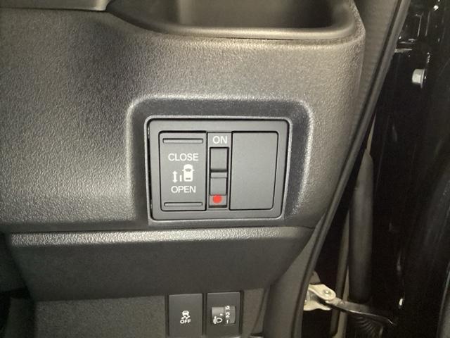 Ｎ－ＢＯＸカスタム ベースグレード　メモリーナビ　ドラレコ　ＥＴＣ　リアカメラ　ＵＳＢ接続　ＣＭＢＳ　Ｄレコ　ベンチシート　オートエアコン　スマートキ　ＬＥＤ　盗難防止装置　クルコン　バックカメラ　フルセグＴＶ　パワーステアリング（36枚目）