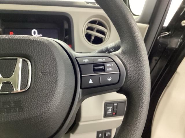 N-BOX ベースグレード ディスプレイオーディオ ドラレコ ETC 衝突軽減システム スマートキ- 禁煙 カーテンエアバック イモビライザー ECOモード 横滑り防止 オートクルーズ LEDヘッドライト キーフリー リアカメラ(33枚目)