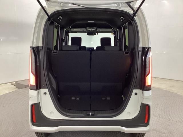 N-BOXカスタム ベースグレード HondaCONNECT対応純正メモリーナビ USB接続 CMBS ベンチシート オートエアコン スマートキ LED 盗難防止装置 クルコン ETC バックカメラ フルセグTV パワーステアリング(20枚目)