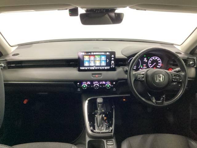 ヴェゼル ｅ：ＨＥＶＺ　ＨｏｎｄａＣＯＮＮＥＣＴディスプレイ　ドラレコ　衝突回避支援ブレーキ機能　スマキ　Ｐトランク　フルオートエアコン　Ｄレコ　エアバッグ　両席エアバック　Ｒカメ　パワーウィンドウ　ＬＥＤランプ　ソナー（27枚目）
