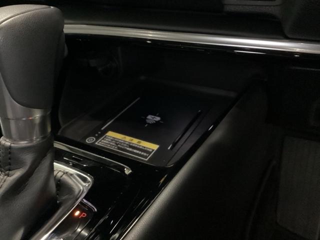 ヴェゼル ｅ：ＨＥＶＺ　ＨｏｎｄａＣＯＮＮＥＣＴディスプレイ　ドラレコ　衝突回避支援ブレーキ機能　スマキ　Ｐトランク　フルオートエアコン　Ｄレコ　エアバッグ　両席エアバック　Ｒカメ　パワーウィンドウ　ＬＥＤランプ　ソナー（28枚目）