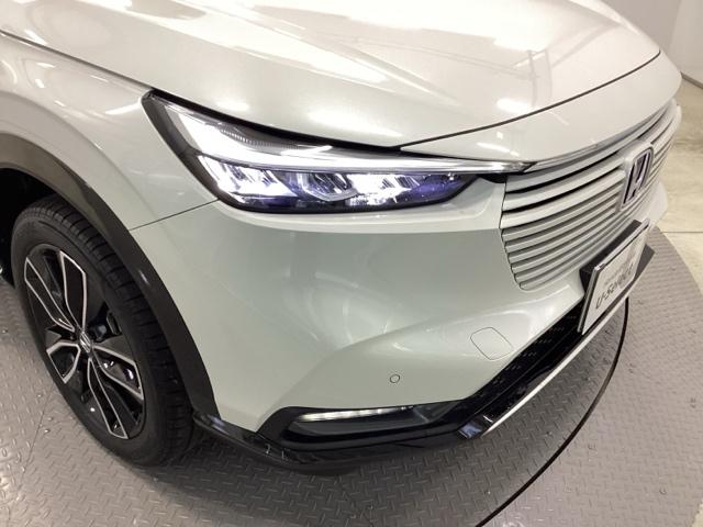 ヴェゼル ｅ：ＨＥＶＺ　ＨｏｎｄａＣＯＮＮＥＣＴディスプレイ　ドラレコ　衝突回避支援ブレーキ機能　スマキ　Ｐトランク　フルオートエアコン　Ｄレコ　エアバッグ　両席エアバック　Ｒカメ　パワーウィンドウ　ＬＥＤランプ　ソナー（41枚目）