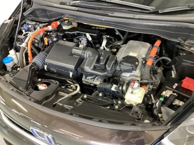 フィット ｅ：ＨＥＶリュクス　純正メモリーナビ　ドラレコ　リアカメラ、　誤発進抑制機能　本革シート　ＥＴＣ付　ＬＥＤ　シートヒーター　クルーズコントロール　セキュリティアラーム　ドライブレコーダー　ＤＶＤ　ＶＳＡ　フルセグ　ＵＳＢ（20枚目）