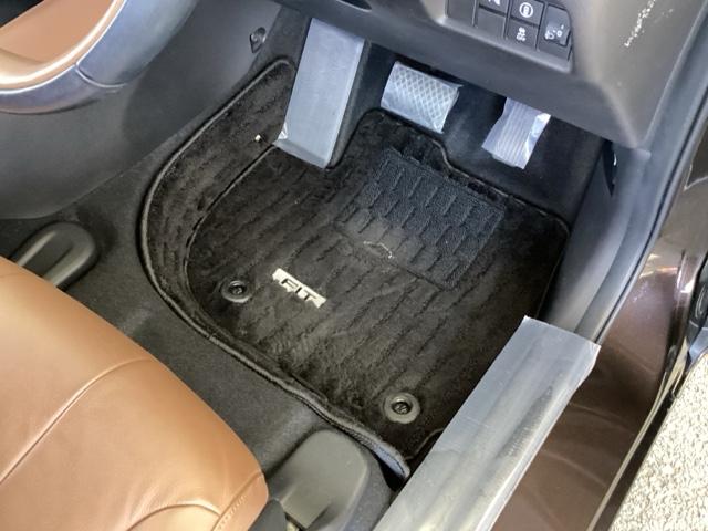 フィット ｅ：ＨＥＶリュクス　純正メモリーナビ　ドラレコ　リアカメラ、　誤発進抑制機能　本革シート　ＥＴＣ付　ＬＥＤ　シートヒーター　クルーズコントロール　セキュリティアラーム　ドライブレコーダー　ＤＶＤ　ＶＳＡ　フルセグ　ＵＳＢ（55枚目）