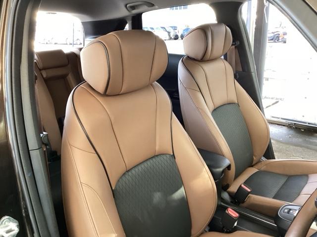 フィット ｅ：ＨＥＶリュクス　純正メモリーナビ　ドラレコ　リアカメラ、　誤発進抑制機能　本革シート　ＥＴＣ付　ＬＥＤ　シートヒーター　クルーズコントロール　セキュリティアラーム　ドライブレコーダー　ＤＶＤ　ＶＳＡ　フルセグ　ＵＳＢ（58枚目）