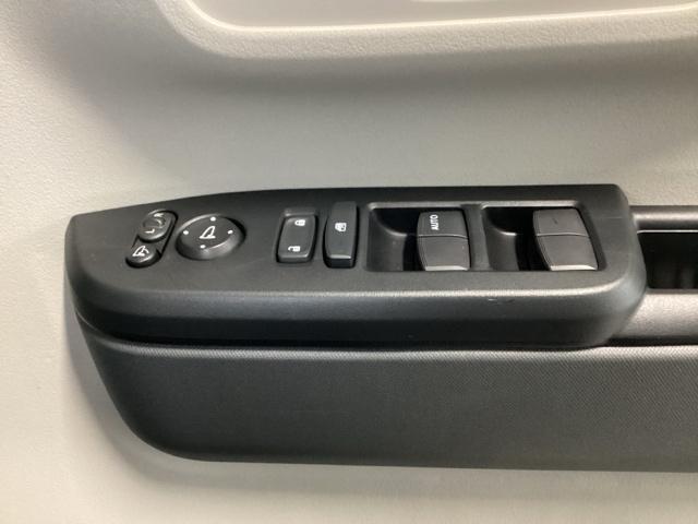 Ｎ－ＢＯＸ ベースグレード　ＨｏｎｄａＣＯＮＮＥＣＴ対応純正メモリーナビ　ドラレコ　衝突軽減システム　スマートキ－　両側スライドドア　カーテンエアバック　イモビライザー　ＥＣＯモード　横滑り防止　オートクルーズ　キーフリー（31枚目）