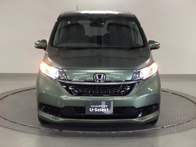 フリード G 純正ナビ リアカメラ 6人乗り Aクルーズ 3列シート LEDヘッドライト パワーウインドウ Rカメラ イモビ VSA USB ドライブレコーダー エアコン エアバッグ スマートキー ECONモード(6枚目)