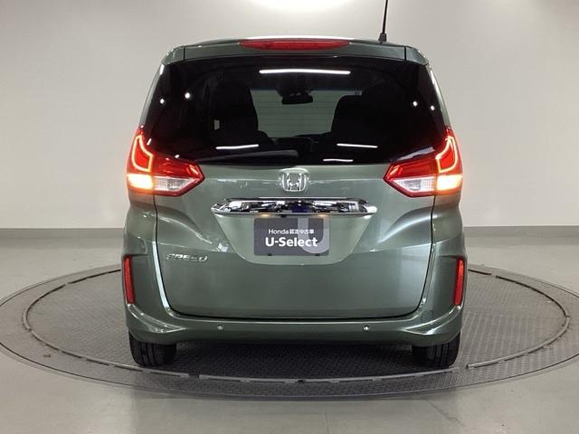 フリード G 純正ナビ リアカメラ 6人乗り Aクルーズ 3列シート LEDヘッドライト パワーウインドウ Rカメラ イモビ VSA USB ドライブレコーダー エアコン エアバッグ スマートキー ECONモード(9枚目)