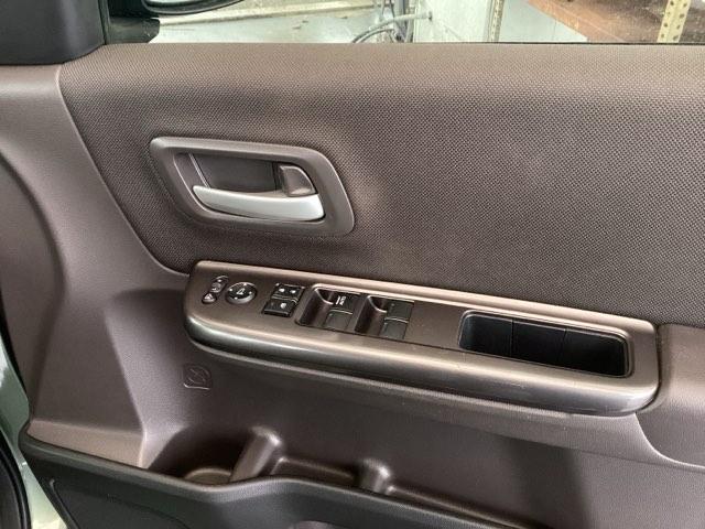 フリード G 純正ナビ リアカメラ 6人乗り Aクルーズ 3列シート LEDヘッドライト パワーウインドウ Rカメラ イモビ VSA USB ドライブレコーダー エアコン エアバッグ スマートキー ECONモード(49枚目)