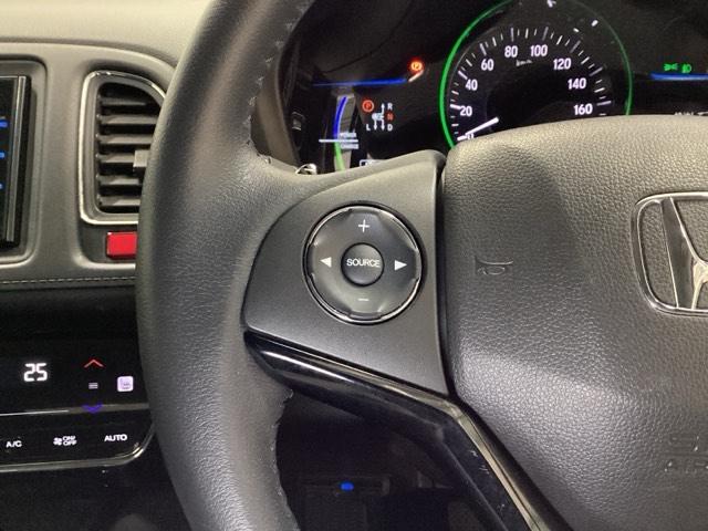 ヴェゼル ハイブリッドX メモリーナビ ETC リアカメラ シートヒーター ナビTV キーレス Aストップ スマートキー&プッシュスタート ESC PS サイドカーテンエアバック AAC DVD再生 ABS付 PW LED(32枚目)