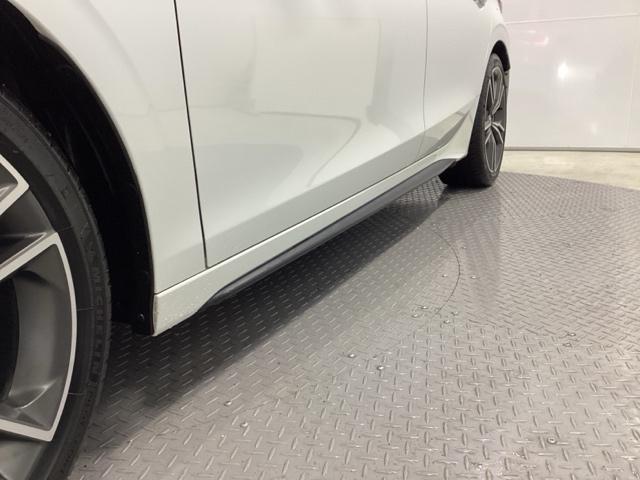 �{�f�B�[��C���e���A�͐��X�^�b�t������䒚�J�ɖ����A�N���[�j���O���Ă��܂�