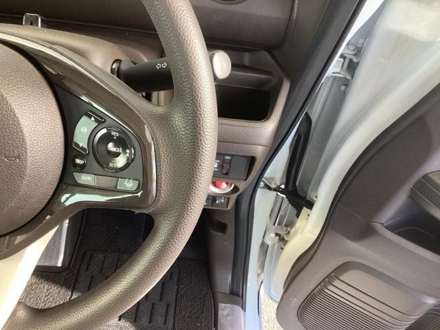 N-BOX L 純正ナビ 片側電動スライドドア ETC バックセンサー 地デジフルセグTV Wエアバッグ 前席シートヒーター USB接続 ナビTV LED リモコンキー Bカメラ イモビ DVD VSA ドラレコ付(45枚目)