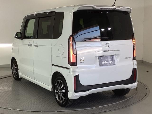 Ｎ－ＢＯＸカスタム ベースグレード　純正ナビ　フルセグ　リアカメラ　ベンチシ－ト　アクティブクルーズ　前席シートヒーター　イモビライザー　ＵＳＢ　運転席エアバッグ　スマートキー＆プッシュスタート　ＬＥＤヘッド　Ｂモニター　フリーキー（10枚目）