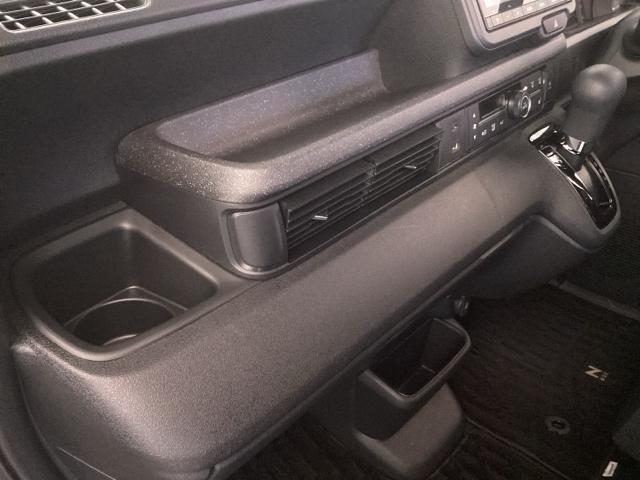 Ｎ－ＢＯＸカスタム ベースグレード　純正ナビ　フルセグ　リアカメラ　ベンチシ－ト　アクティブクルーズ　前席シートヒーター　イモビライザー　ＵＳＢ　運転席エアバッグ　スマートキー＆プッシュスタート　ＬＥＤヘッド　Ｂモニター　フリーキー（42枚目）