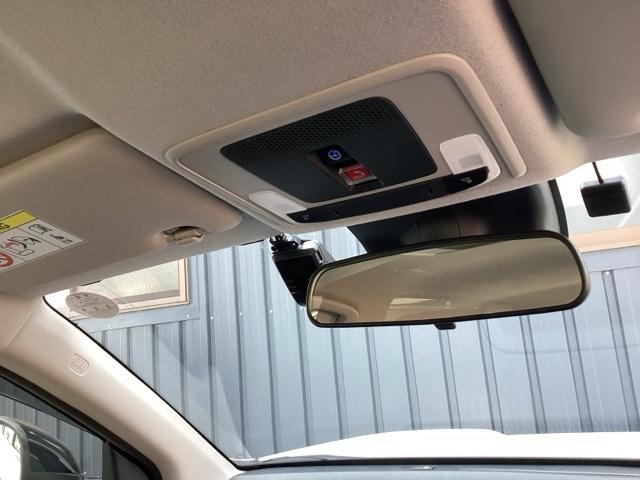 ＷＲ－Ｖ Ｚブラックスタイル　純正メモリーナビ　ドラレコ　リアカメラ　サイドエアバック　ＥＴＣ車載器　ＬＥＤヘッドライト　ＵＳＢ　ドライブレコーダー　盗難防止システム　オートライト　バックカメラ　スマートキー　オートエアコン（10枚目）