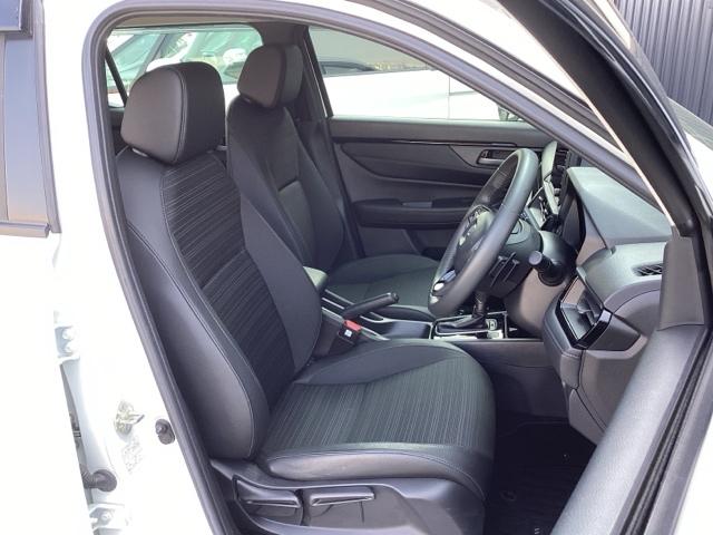 ＷＲ－Ｖ Ｚブラックスタイル　純正メモリーナビ　ドラレコ　リアカメラ　サイドエアバック　ＥＴＣ車載器　ＬＥＤヘッドライト　ＵＳＢ　ドライブレコーダー　盗難防止システム　オートライト　バックカメラ　スマートキー　オートエアコン（16枚目）