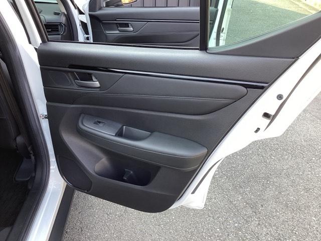 ＷＲ－Ｖ Ｚブラックスタイル　純正メモリーナビ　ドラレコ　リアカメラ　サイドエアバック　ＥＴＣ車載器　ＬＥＤヘッドライト　ＵＳＢ　ドライブレコーダー　盗難防止システム　オートライト　バックカメラ　スマートキー　オートエアコン（59枚目）