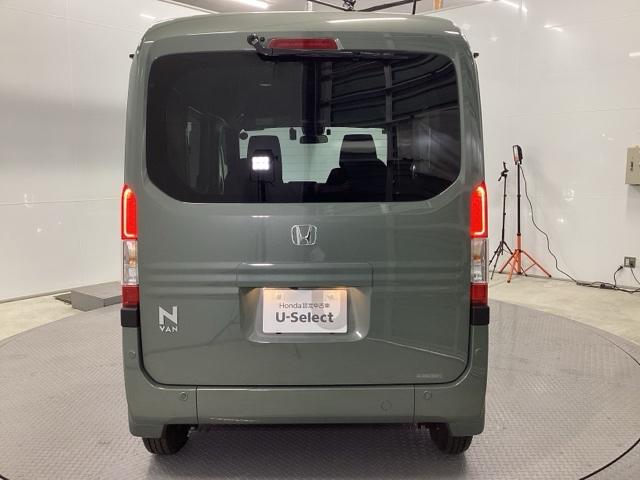 ���ꂪ�t�����₷�������K���X�ɂ̓������C�p�[���t���Ă��܂��B�t�����g�̃��C�p�[���n�m�̎��̓V�t�g���o�[�����o�[�X�ɓ����ƃ������C�p�[�������N���č쓮�A�N�����[�Ȏ��E���ۂĂ܂��B