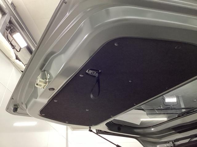 ����ȃe�[���Q�[�g�ł��B���L�A�Ⴂ���ʂő傫�ȉו��̏o�����ꂪ�ȒP�ɂȂ�܂��B