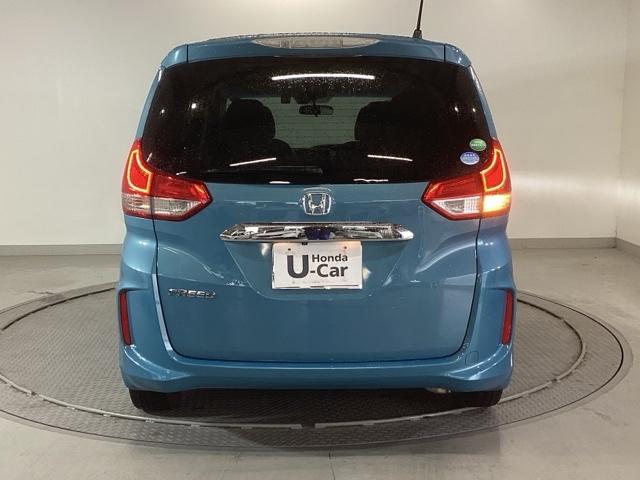 フリード G・ホンダセンシング ディスプレイオーディオ ワンセグ 6人乗り W電動ドア キーフリ スマートキーシステム イモビ USBポート カラーバックモニター 横滑防止装置 LEDランプ エアコン クルコン パワーウィンドウ(9枚目)