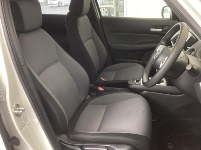 フィット ｅ：ＨＥＶベーシック　ＣＤ　ドラレコ　横滑り防止機能　ＬＥＤライト　Ａストップ　サイドカーテンエアバック　クルーズコントロール　セキュリティアラーム　スマートキー　エアバッグ　ＡＡＣ　パワーウインドウ　Ｗエアバッグ　ＡＢＳ（17枚目）