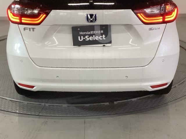 フィット ｅ：ＨＥＶベーシック　ＣＤ　ドラレコ　横滑り防止機能　ＬＥＤライト　Ａストップ　サイドカーテンエアバック　クルーズコントロール　セキュリティアラーム　スマートキー　エアバッグ　ＡＡＣ　パワーウインドウ　Ｗエアバッグ　ＡＢＳ（32枚目）