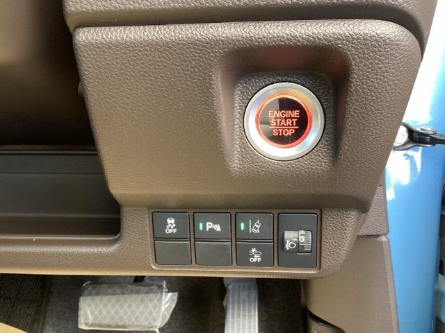 �X�}�[�g�L�[�V�X�e�����ڂł��̂ŁA�n���h�����̃X�C�b�`�������΁A�G���W���X�^�[�g�I