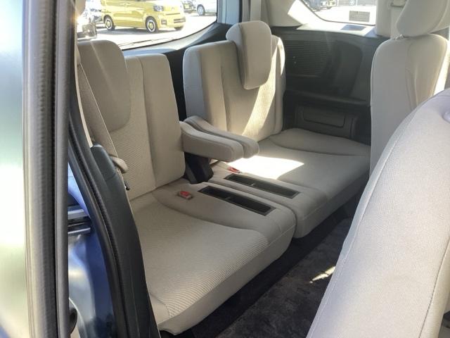 �P��ڂ���R��ڂ܂ōL�X���Ԃł��B�R��ڃV�[�g�͉ו�����������s�v�Ȏ��̓A�����W���ĉ׎��Ƃ��Ďg�p���邱�Ƃ��\�ŕ֗��Ɏg���܂��B