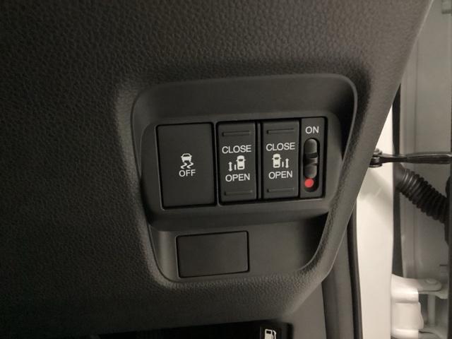 �J���Ŋ���₷���H�ʂȂǂŉ����肪�����������A�u���[�L�ƃG���W���o�͂������I�ɃR���g���[�����A�D�ꂽ�ԗ����萫���������܂��B