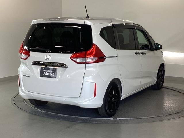 �{�f�B�J���[�́A�v���`�i�z���C�g�p�[���ŁA��i�Ȑ[�݂ƋP��������������z���C�g�ł��I