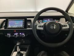 ホンダ純正メモリーナビ搭載ですので、遠距離へのお出かけもお任せ下さい。 6